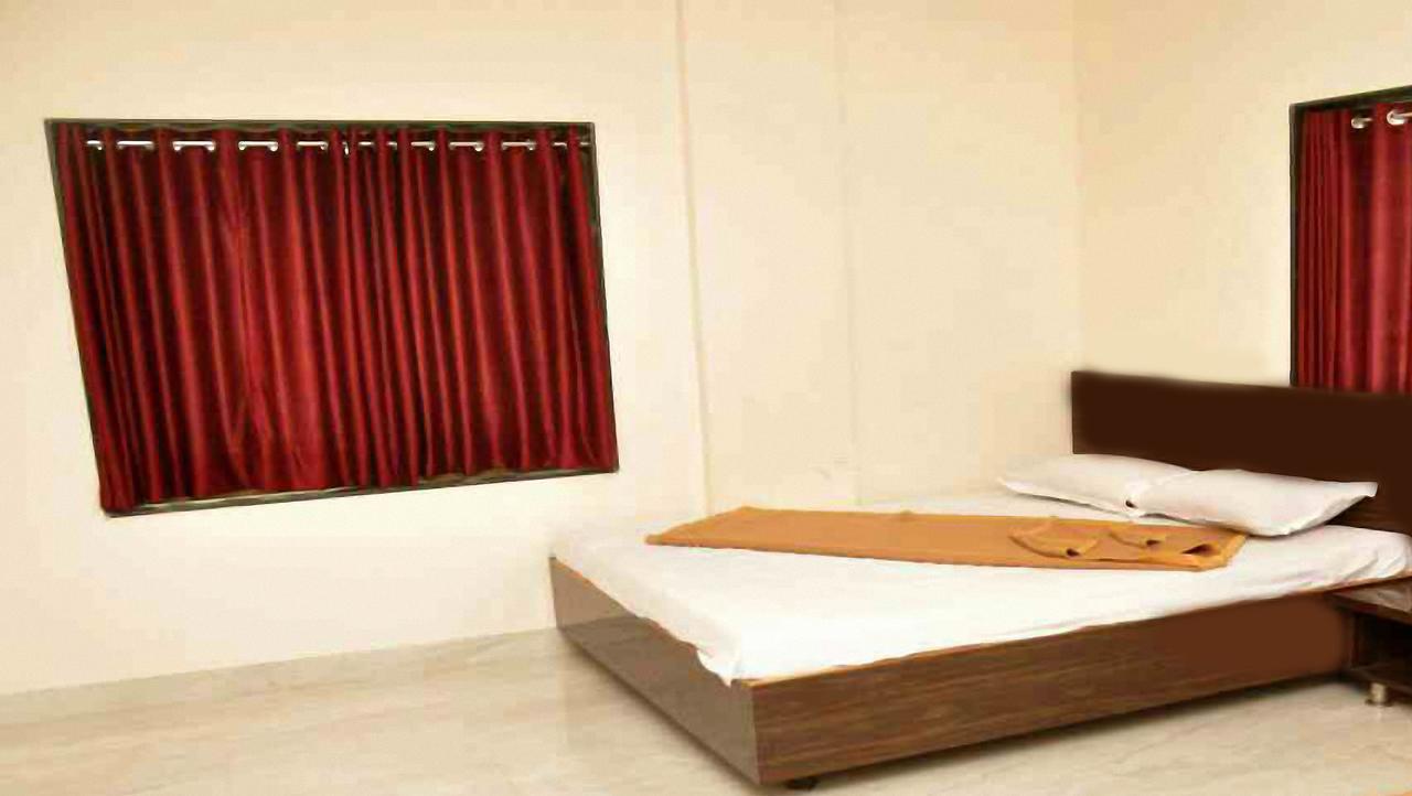 Sai Rajaram Palace Shirdi Habitación foto